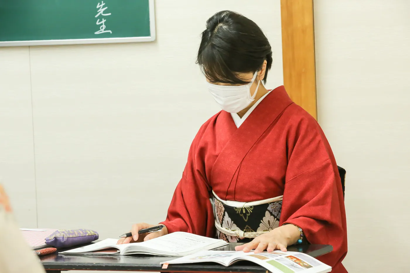 青山きもの学院の授業の様子