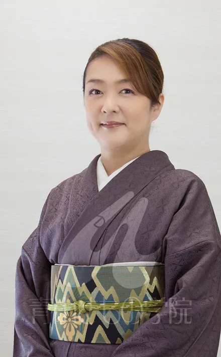 青山きもの学院講師 飯島かおり先生